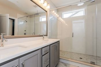 Double-sink vanity